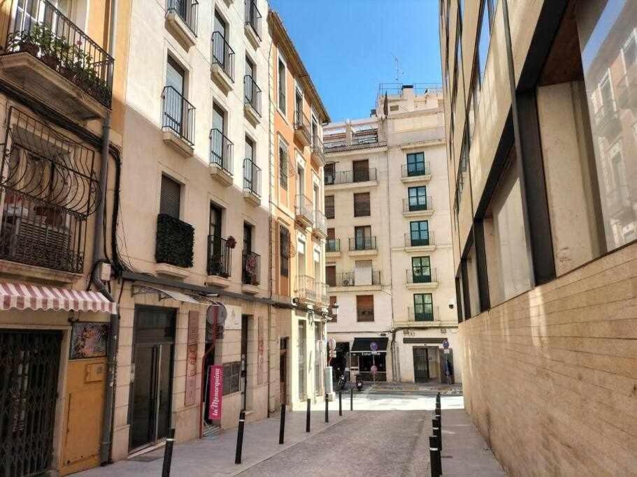 Loft Old City Couples Getaway Alicante Eksteriør billede